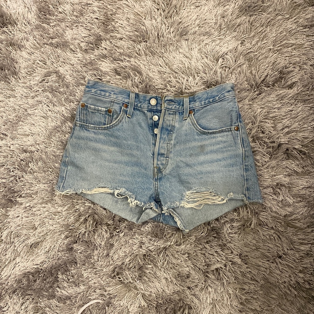 Levi’s 550 Shorts